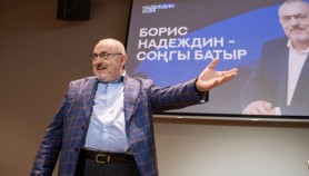 Un activist antirăzboi încearcă să devină contracandidatul lui Putin la alegerile prezidenţiale